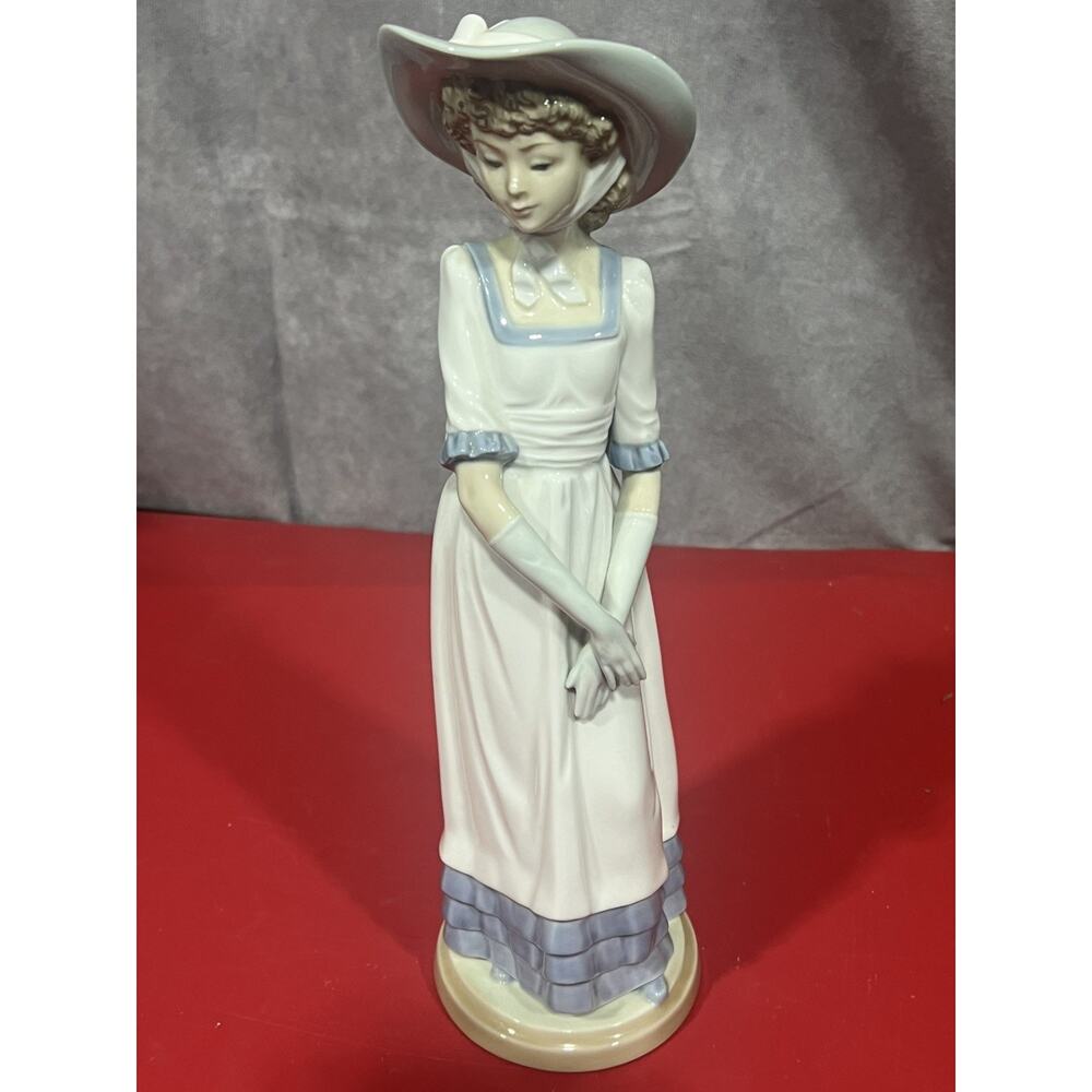 Nao By Lladro Louise Figurine Country Girl in Summer Hat